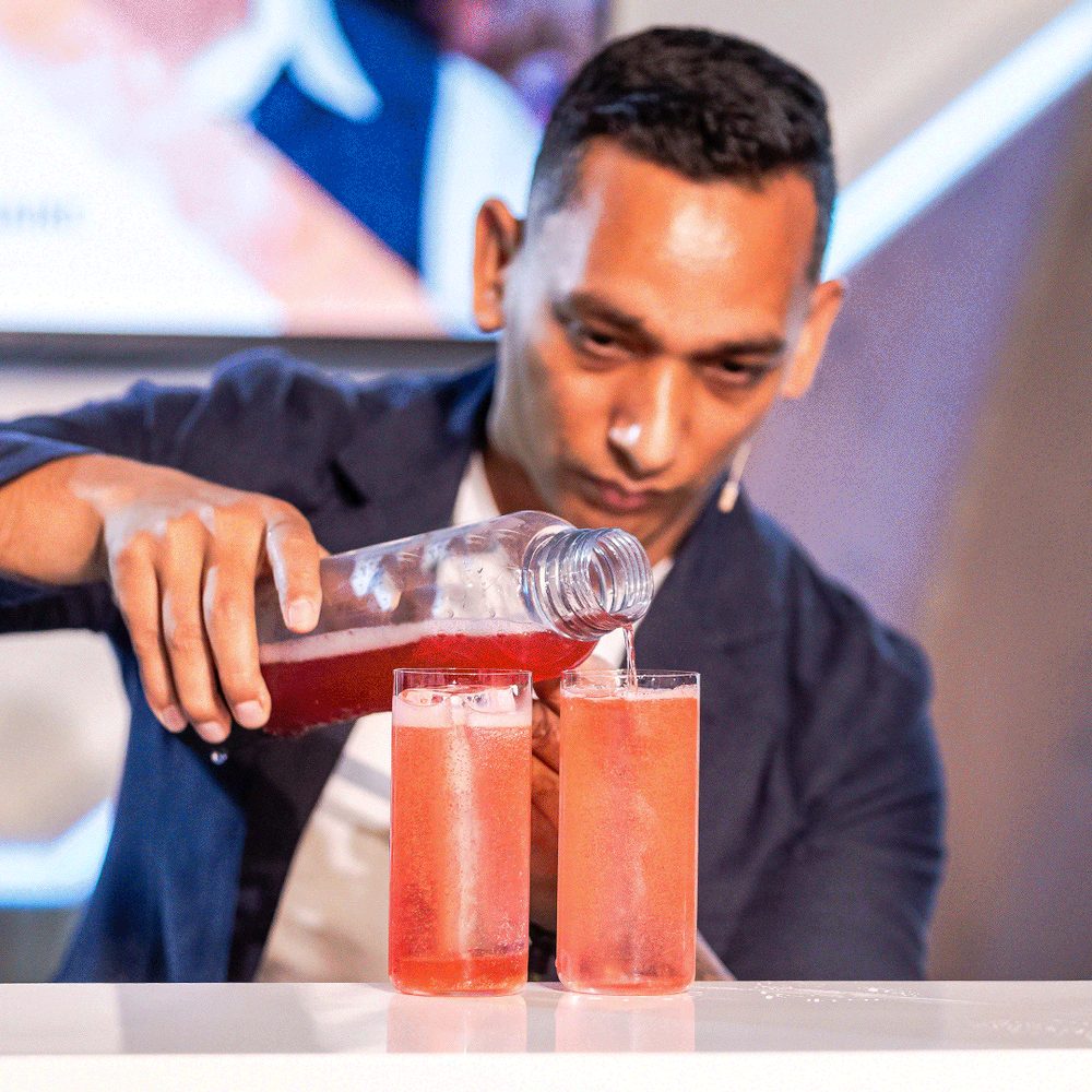 A World Class competitor preparing a carbonated cocktail with Preshh (14 of 15)